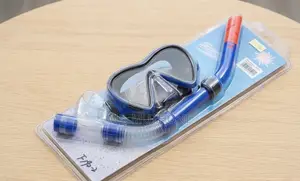 Set ya Snorkel Mpya Kabisa - Miwani na Mrija