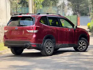 Subaru Forester Premium AWD 2019 Nyekundu