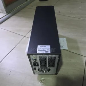 Mecer 3000VA UPS with 6 Ports - Brand New