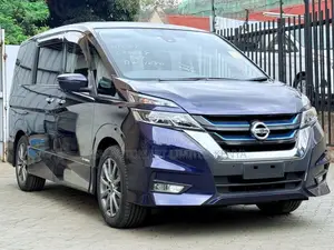 Nissan Serena e-POWER 2019 Bluu