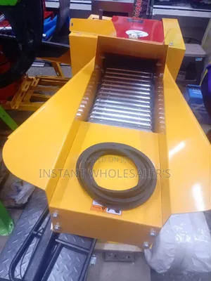 Chaff Cutter Machine with Conveyor Belt