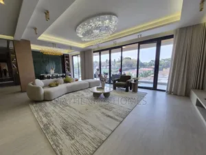 5 Bedroom Apartment for Sale in Spring Valley