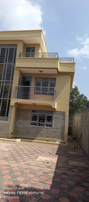 Nyumba ya 4-Bedroom Mansion inauzwa Croton Estate, Kenyatta Road / Theta