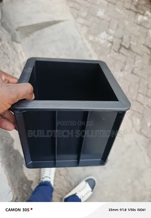 Plastic Concrete Test Cube Moulds