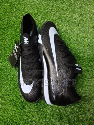 Viatu vya Nike Nyeusi vya Astro Big Foot Ukubwa 11-12.5