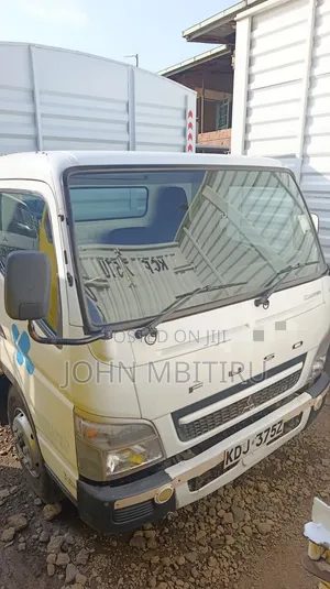 Mitsubishi Canter Lori Ndogo