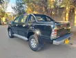Toyota Hilux 2.5 Cab Pickup 2005 Nyeusi - 5
