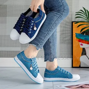 Viatu vya Mpira vya Polka Dot kwa Wanawake - Size 37-43