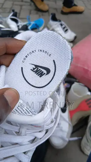 Nike Casual Sneakers - White