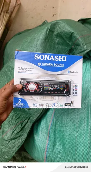 Sonashi Car Radio yenye Bluetooth Handsfree