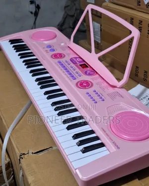 Keyboard with Built-in Battery