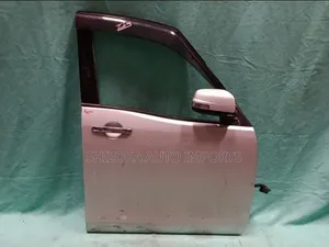 Mlango wa Mbele wa Kulia wa Nissan Serena C26 (2012)