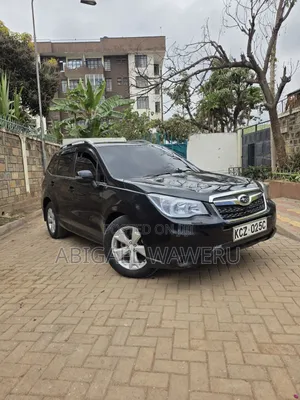 Subaru Forester 2013 Nyeusi
