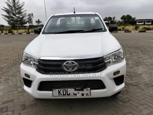 Toyota Hilux Revo Single Cab Diesel 2.4 RWD 2022