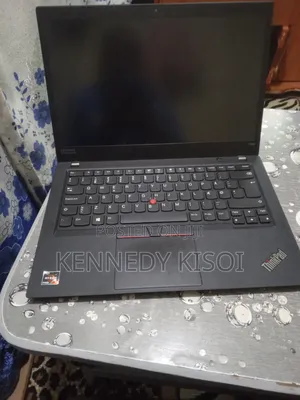 Laptopi ya Lenovo ThinkPad T495s - Intel Core i5, 8GB RAM, 256GB SSD