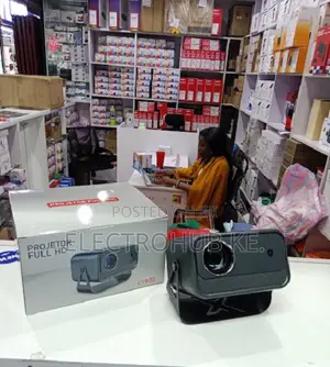 CY900 Android Projector yenye Bluetooth Connectivity