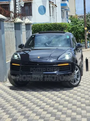 Porsche Cayenne 2019 Nyeusi