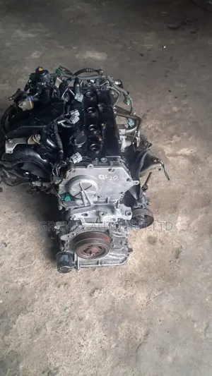 Injini ya Nissan QR20 Slim