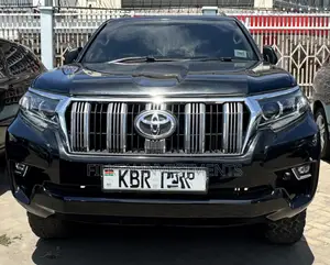 Toyota Land Cruiser Prado 2.7 i 2011 Nyeusi