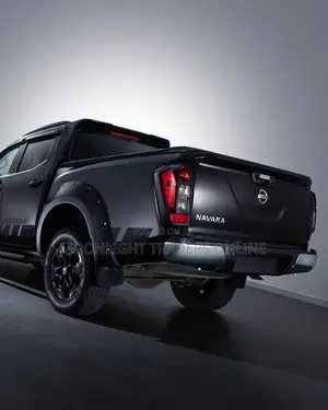 Bampa ya Nyuma ya Nissan Navara - Mpya Kabisa