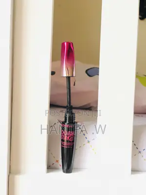 Huda Beauty Legit Lashes Mascara - Nyeusi