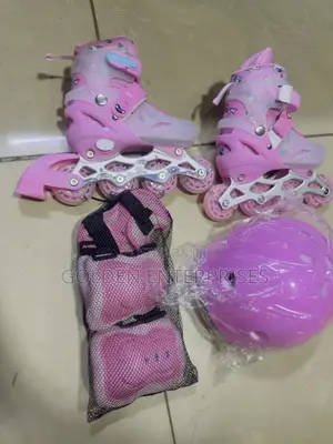 Girl Kids Roller Skating Starter Kit with Helmet and Pads