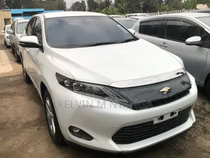 Toyota Harrier 2.0 2015 Nyeupe