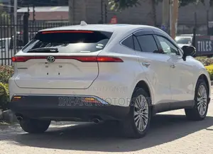 Toyota Harrier 2.0 Premium 2020 Nyeupe