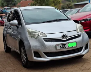 Toyota Ractis 2014 Nyeupe