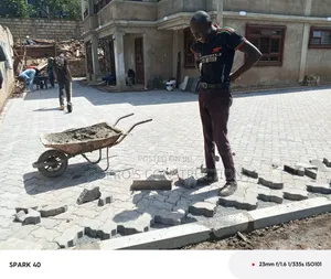 Odero's Construction: Huduma za Lami na Ujenzi