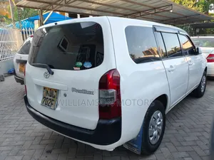 Toyota Probox 1.3 DX Comfort 2WD 2016 - Nyeupe