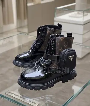Mizooti ya Kupambana na Mtindo wa Prada kwa Wasichana