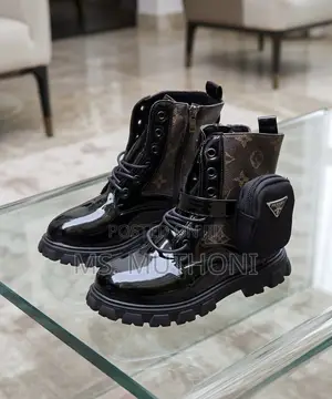 Bout ya Mizigo ya Prada ya Wasichana ya Urban Luxe