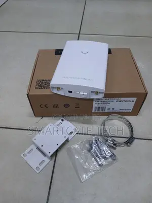 Grandstream GWN7630LR Access Point ya Wi-Fi ya Nje