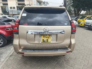 Toyota Land Cruiser Prado TX 2010 Gold