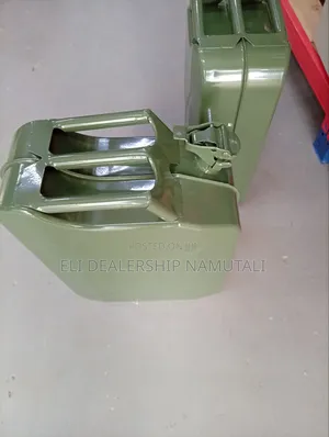 20 Litre Metal Jerry Can - Petrol/Diesel Storage