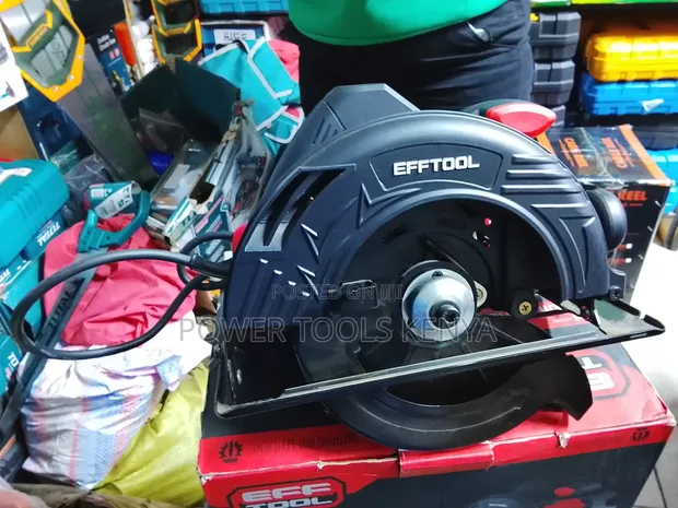 Brand New 1350W Circular Saw (185mm Blade) - 1
