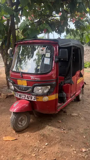 TVS Max 125 2020 Nyekundu