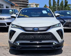Toyota Harrier 2021 Nyeupe