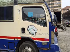 Isuzu NQR 2024 Bluu
