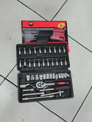 46pc Metric Socket Wrench Set