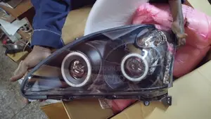 Toyota Harrier / Lexus RX330 Aftermarket Headlights (2006-2008)