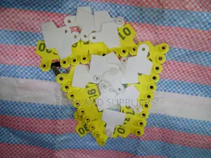 Ear Tags Zinazonyumbulika - Alama za Rekodi