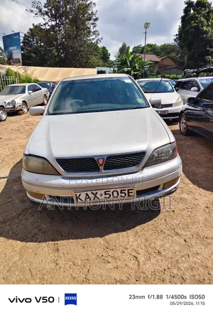 Toyota Vista Ardeo 1999 Silver