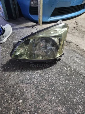 Mwangaza wa Mbele wa Toyota Premio 2002