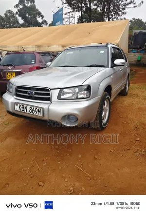 Subaru Forester 2006 Nyeupe