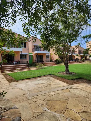 Nyumba ya Villa ya Vyumba 2 vya Kulala Ikiwa na Samani Nyali Inauzwa