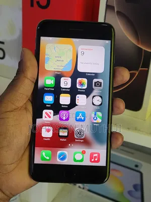 Apple iPhone 8 Plus 64GB Nyeusi