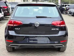 Volkswagen Golf SportsVan 2018 Black