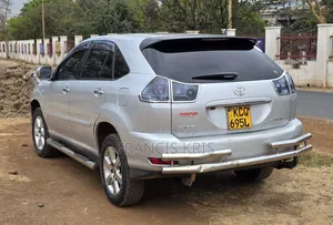 Toyota Harrier 240G 2012 Nyeupe